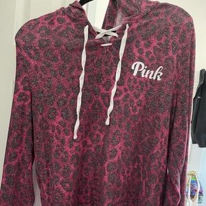 Victoria’s Secret Pink super soft hoodie sz L ❤️